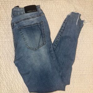 Kendall & Kylie Medium Wash High-Rise Skinny Jeans